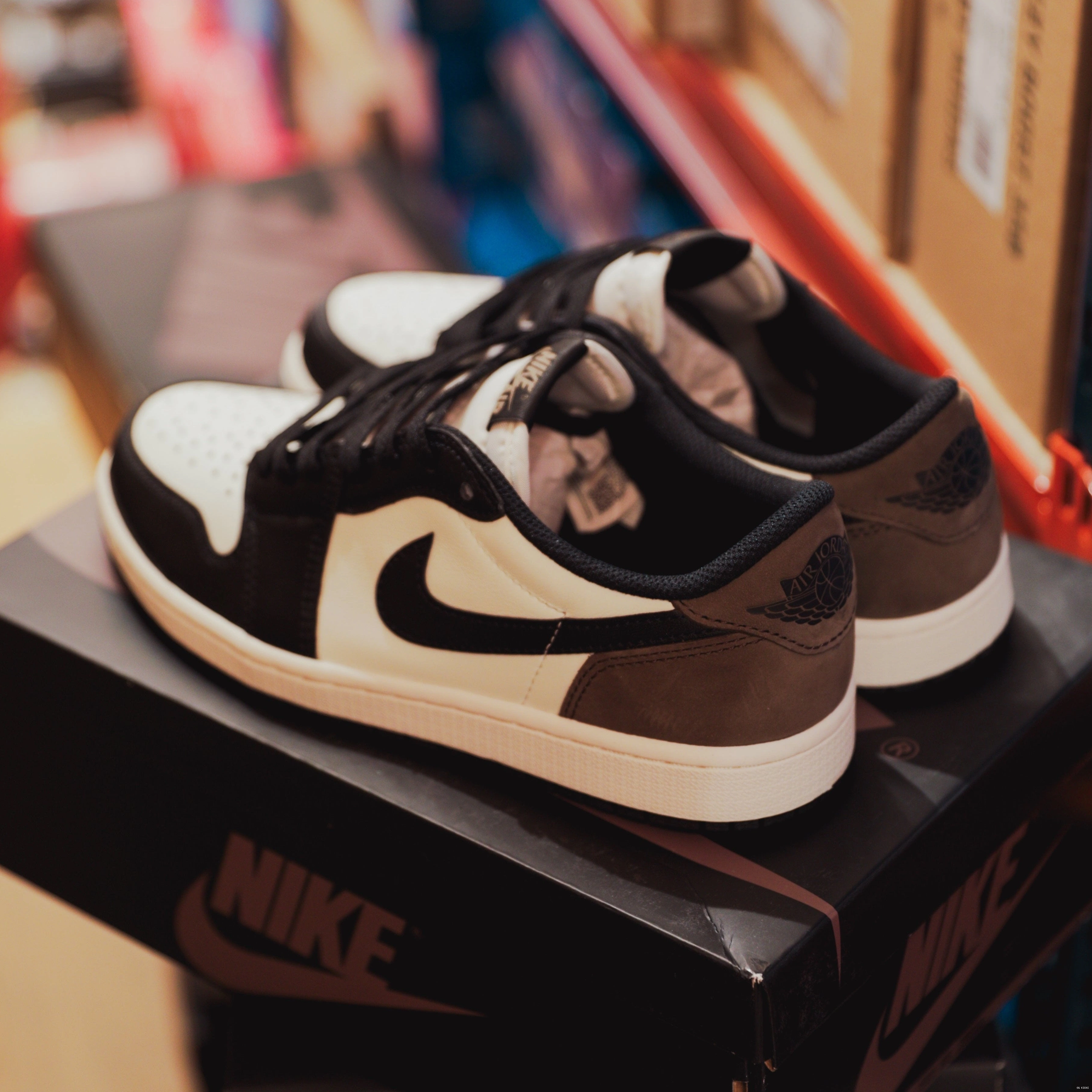 Jordan Mocha Retro 1 OG Low 0721